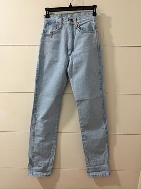 Wrangler Light Wash Women’s Cowboy Cut Jeans